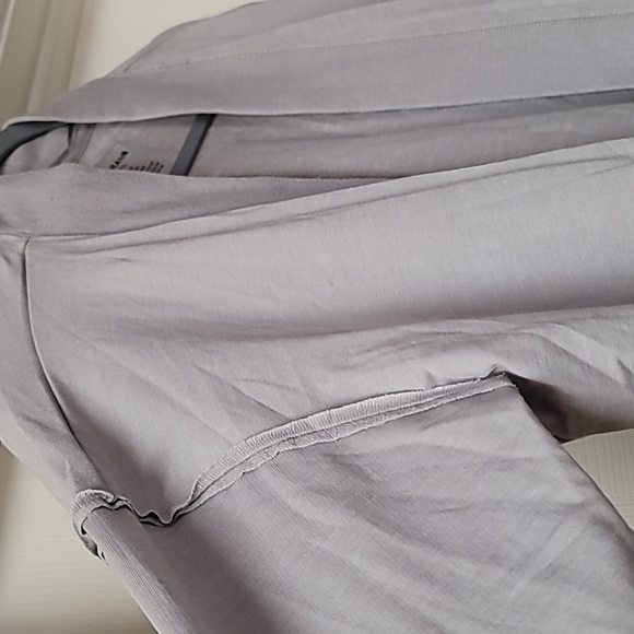 DKNY Women's Light Grey Open Front Cardigan and Wide Leg Pant Set, Size XL - Picture 4 of 12